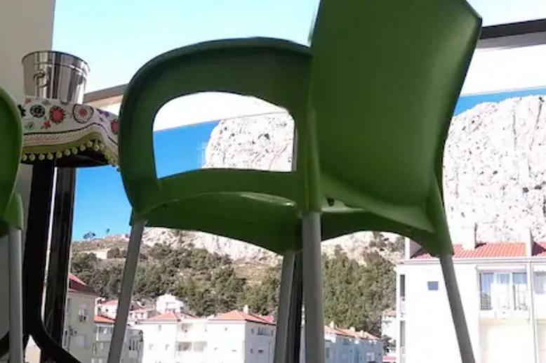Granny Mira Apartman Omiš Kültér fotó